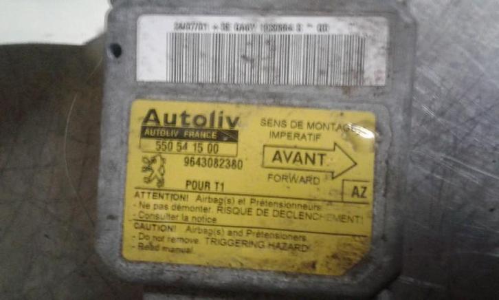 BOITIER AIRBAG Peugeot 206 (2A / C/H/J/S) (01-1998/12-2012), Autos : Pièces & Accessoires, Électronique & Câbles, Peugeot, Utilisé