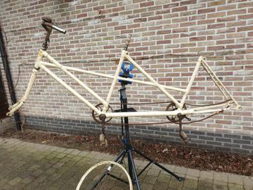 tandem frame beschikbaar voor biedingen