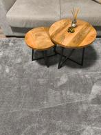 Twee bijzettafels, Ophalen, Zo goed als nieuw, Rond, Hout