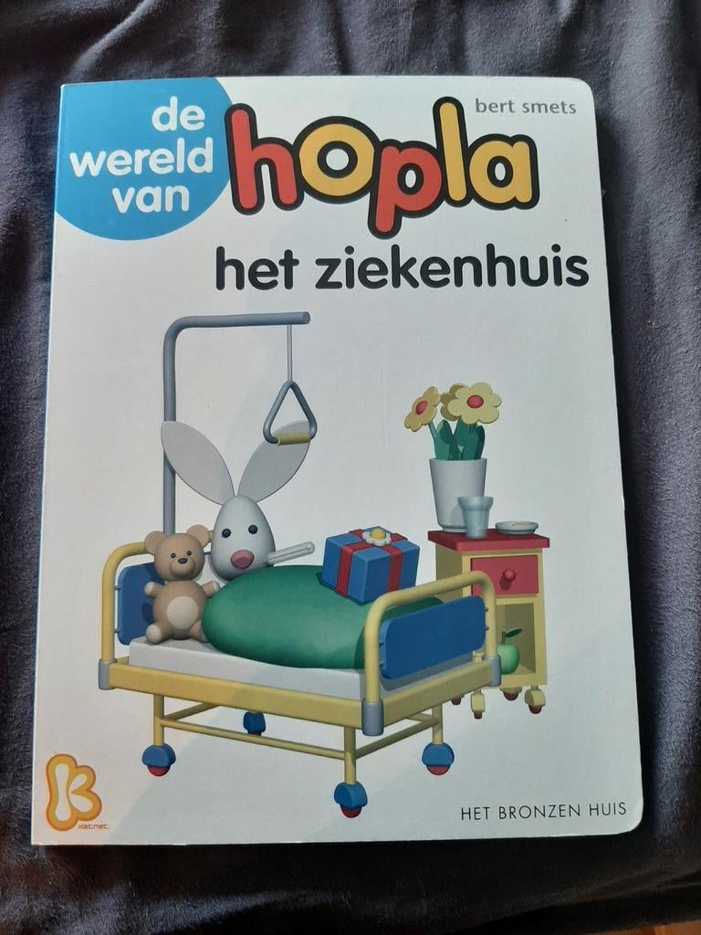 B. Smets - Hopla groot kartonboek, Livres, Livres pour enfants | Jeunesse | Moins de 10 ans, Enlèvement ou Envoi, Comme neuf, B. Smets
