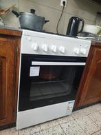 Gasfornuis in nieuwstaat, Elektronische apparatuur, Fornuizen, Ophalen, Zo goed als nieuw, Elektrisch