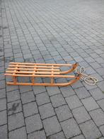 Houten slee, Ophalen, Zo goed als nieuw