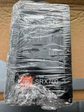 JBL srx 700 beschikbaar voor biedingen