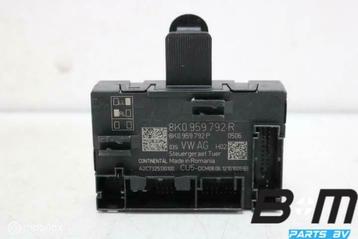 Deurmodule rechtsvoor Audi Q5 8R 8K0959792R beschikbaar voor biedingen