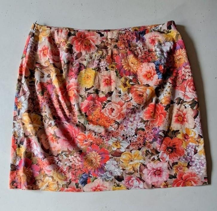 Rok merk Gigue "bloemenmotief", Kleding | Dames, Rokken, Gedragen, Maat 46/48 (XL) of groter, Overige kleuren, Knielengte, Ophalen of Verzenden