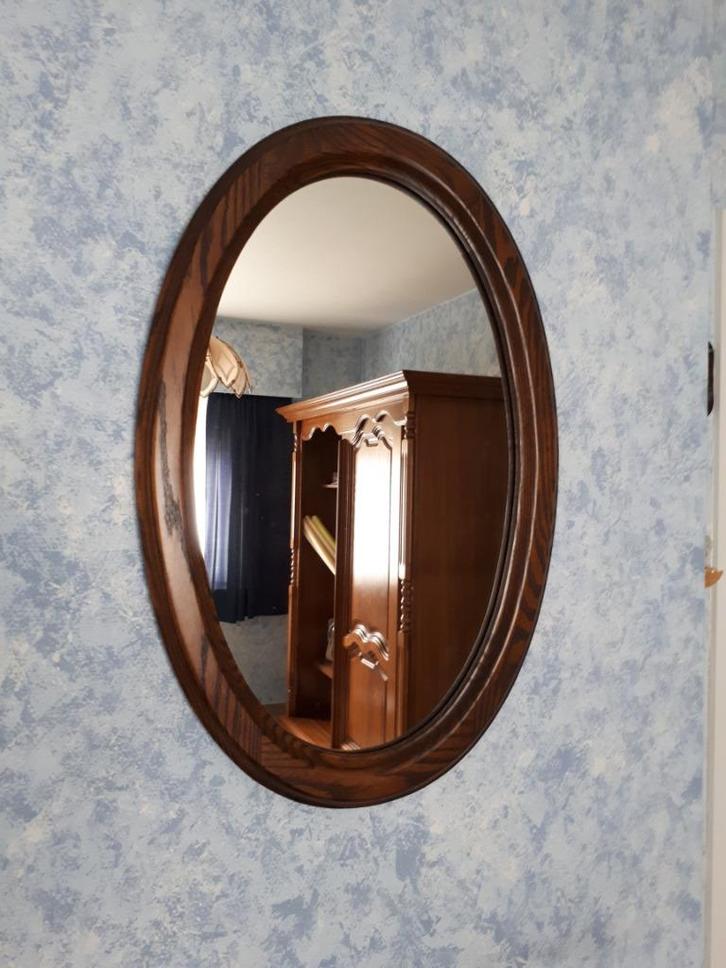 Spiegel, Huis en Inrichting, Woonaccessoires | Spiegels, Zo goed als nieuw, 50 tot 75 cm, Minder dan 100 cm, Ovaal, Ophalen