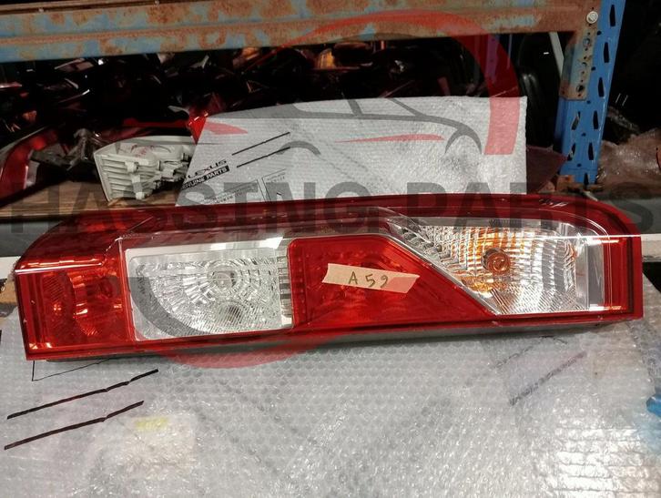 Achterlicht Renault Master Opel Nissan 265500023R, Auto-onderdelen, Verlichting, Renault, Gebruikt, Ophalen of Verzenden