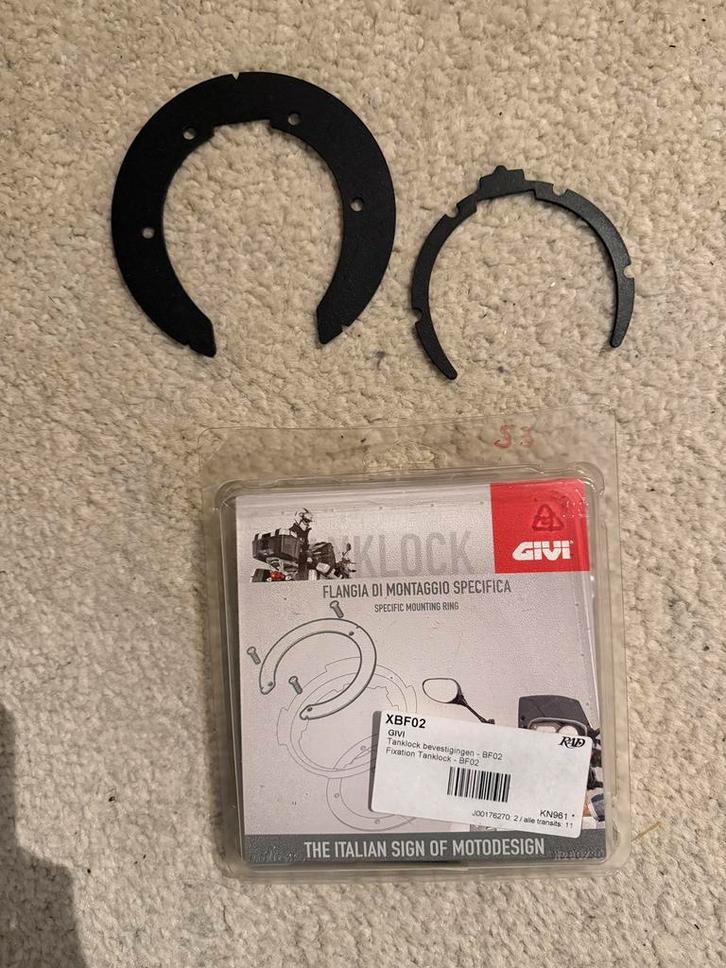 Givi Tanklock montage ring XBF02, Motoren, Accessoires | Koffers en Tassen, Zo goed als nieuw, Ophalen of Verzenden