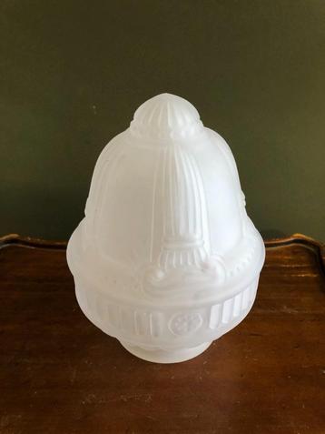 Prachtig Art-Nouveau Mat Glas Lampenkapje. beschikbaar voor biedingen