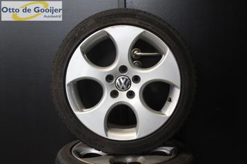 Originele Golf 5 GTI Velgen 17 Inch Winterbanden  beschikbaar voor biedingen