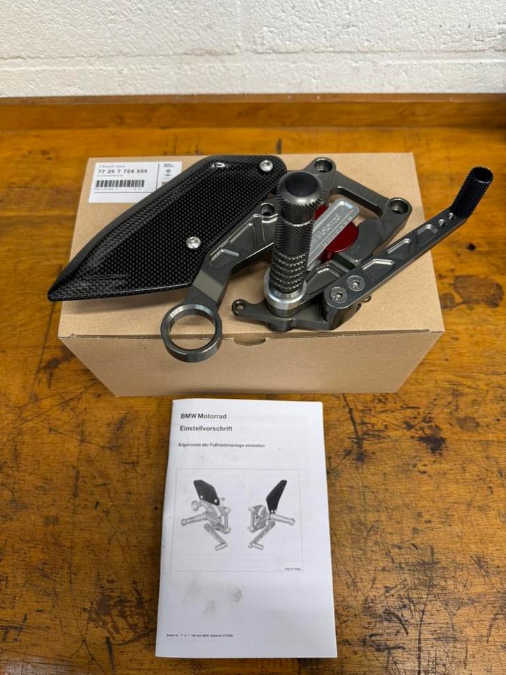 BMW HP S1000R/RR voetsteun, Motoren, Onderdelen | BMW, Gebruikt, Ophalen of Verzenden