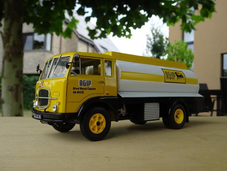 1965 Fiat tankwagen "Agip" - 1/43, Hobby en Vrije tijd, Modelauto's | 1:43, Nieuw, Bus of Vrachtwagen, Ophalen of Verzenden