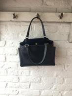 Vintage blauwe handtas 12euro, Handtassen en Accessoires, Tassen | Damestassen, Ophalen of Verzenden