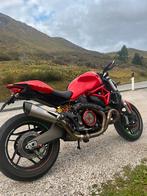 Ducati Monster 821, Motoren, 2 cilinders, Motorrijbewijs A, Particulier, Meer dan 35 kW