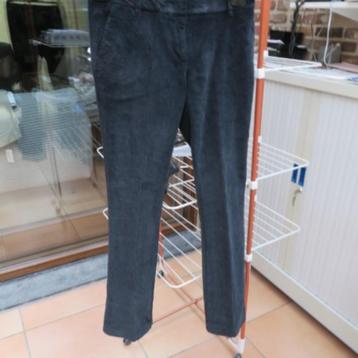 Broek nieuw zwart fijne rib 1961 Milano mt 40 (it 44) beschikbaar voor biedingen