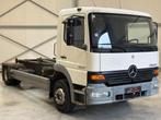 Mercedes-Benz Atego 1217 haakarm vrachtwagen, Auto's, Vrachtwagens, Wit, Mercedes-Benz, Bedrijf, 2 zetels