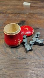 Osselets boîte champignon, Enlèvement