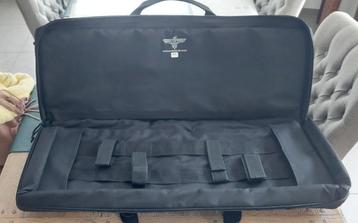 bullpup tas beschikbaar voor biedingen