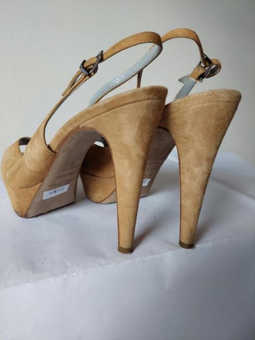943B* Sergio ROSSI luxe okergele leren sandalen (38.5), Kleding | Dames, Schoenen, Gedragen, Pumps, Overige kleuren, Verzenden