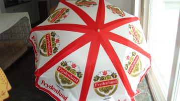 Parasol beschikbaar voor biedingen