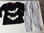 Pyjama Halloween Glow in the Dark maat 110/116, Kinderen en Baby's, Kinderkleding | Maat 110, Jongen of Meisje, Gebruikt, Nacht- of Onderkleding