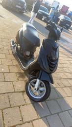 Piaggio zip 4t b klasse, Fietsen en Brommers, Ophalen, Zo goed als nieuw, Zip