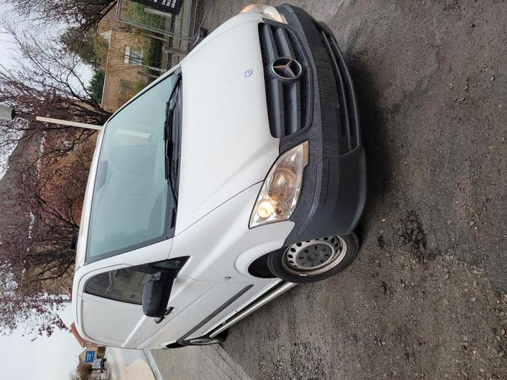 Vito, Auto's, Mercedes-Benz, Particulier, Vito, Diesel, Euro 4, 5 deurs, Handgeschakeld, Wit, Zwart, Achterwielaandrijving, Ophalen