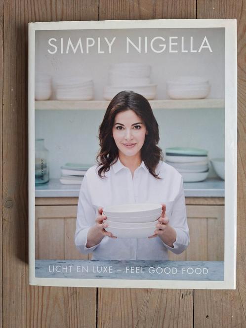 Nigella Lawson - Simply Nigella, Livres, Livres de cuisine, Comme neuf, Enlèvement ou Envoi