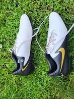 Chaussures de foot NIKE Phantom GX pointure 43, Sport en Fitness, Ophalen, Zo goed als nieuw, Schoenen