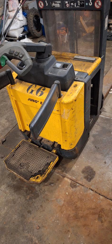 Elektrische stapelaar jungheinrich, Articles professionnels, Machines & Construction | Chariots élévateurs & Transport interne