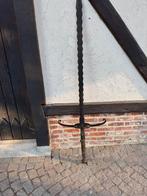 Sabre décoratif de 1,65 m de long., Enlèvement