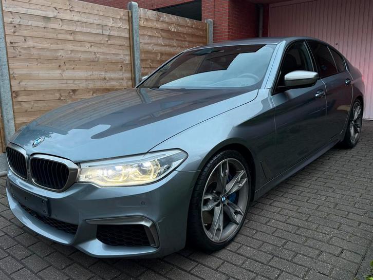 BMW 550i V8 Mpack, Auto's, BMW, Particulier, Achteruitrijcamera, Elektrisch, Ophalen