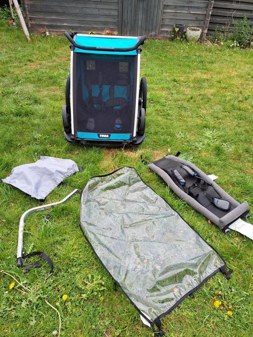 Thule fietskar lite 2+ sling+ joggingwiel+ baby support, Fietsen en Brommers, Fietsen | Bakfietsen, Zo goed als nieuw, Ophalen