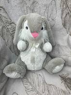Grote knuffel Grijs / wit Konijn ( paashaas ), Ophalen of Verzenden, Konijn