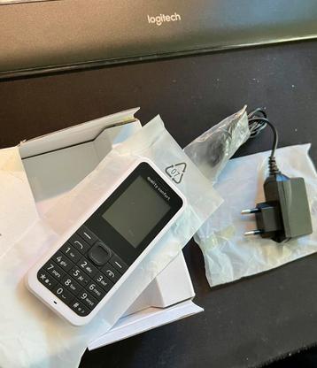 DUAL-SIM mobiele telefoon beschikbaar voor biedingen