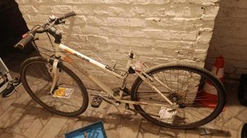 Fiets beschikbaar voor biedingen