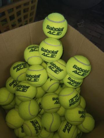 gebruikte tennisballen + opberg tubus beschikbaar voor biedingen