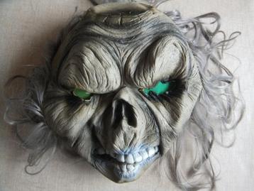 halloween masker beschikbaar voor biedingen