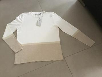 Only nieuwe trui met labels voor soldenprijsje!  beschikbaar voor biedingen