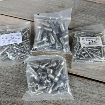 Diverse inox bouten, inbusbouten beschikbaar voor biedingen