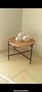 Table de chevet - 30cm, Maison & Meubles, Tables | Tables d'appoint, Comme neuf