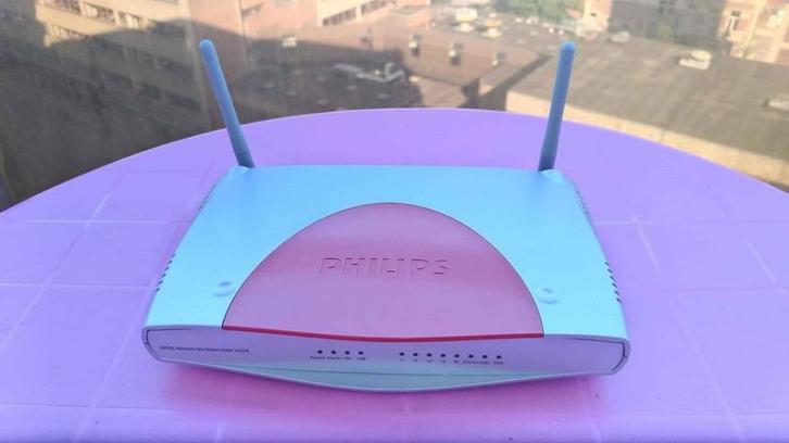 PHILIPS WIFI MODEMROUTER NIEUW NIEUW, Cd's en Dvd's, Cd's | Hardrock en Metal, Zo goed als nieuw, Ophalen