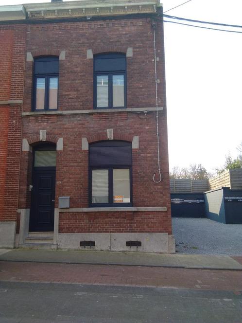 maison a vendre Gosselies, Immo, Huizen en Appartementen te koop, Charleroi, 200 tot 500 m², Hoekwoning