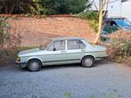 Voiture Youngtimer Volkswagen, Particulier, Tissu, Vert, 4 cylindres