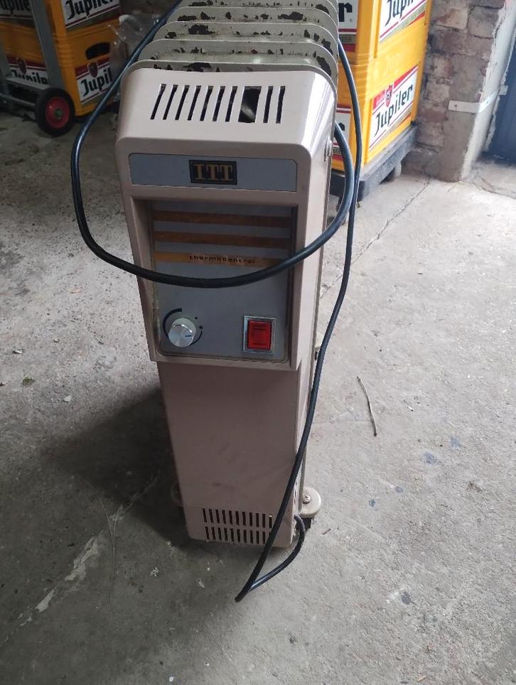 Radiateur à huile, Bricolage & Construction, Chauffage & Radiateurs, Utilisé, Radiateur, Enlèvement