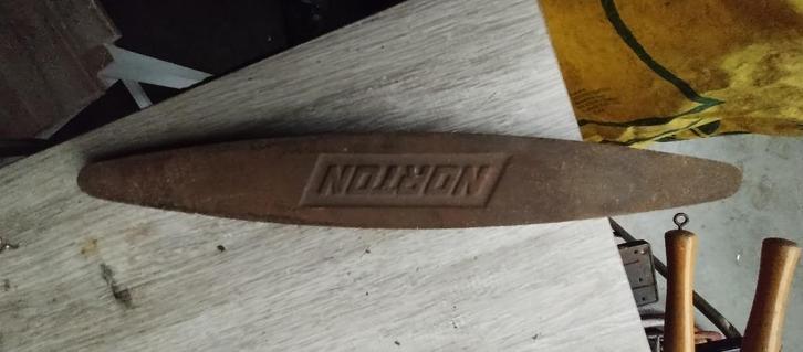 oude wetsteen / slijpsteen, Antiek en Kunst, Antiek | Gereedschap en Instrumenten, Ophalen