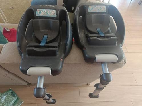 easybase 2, Kinderen en Baby's, Autostoeltjes, Zo goed als nieuw, Maxi-Cosi, 0 t/m 10 kg, Autogordel, Ophalen