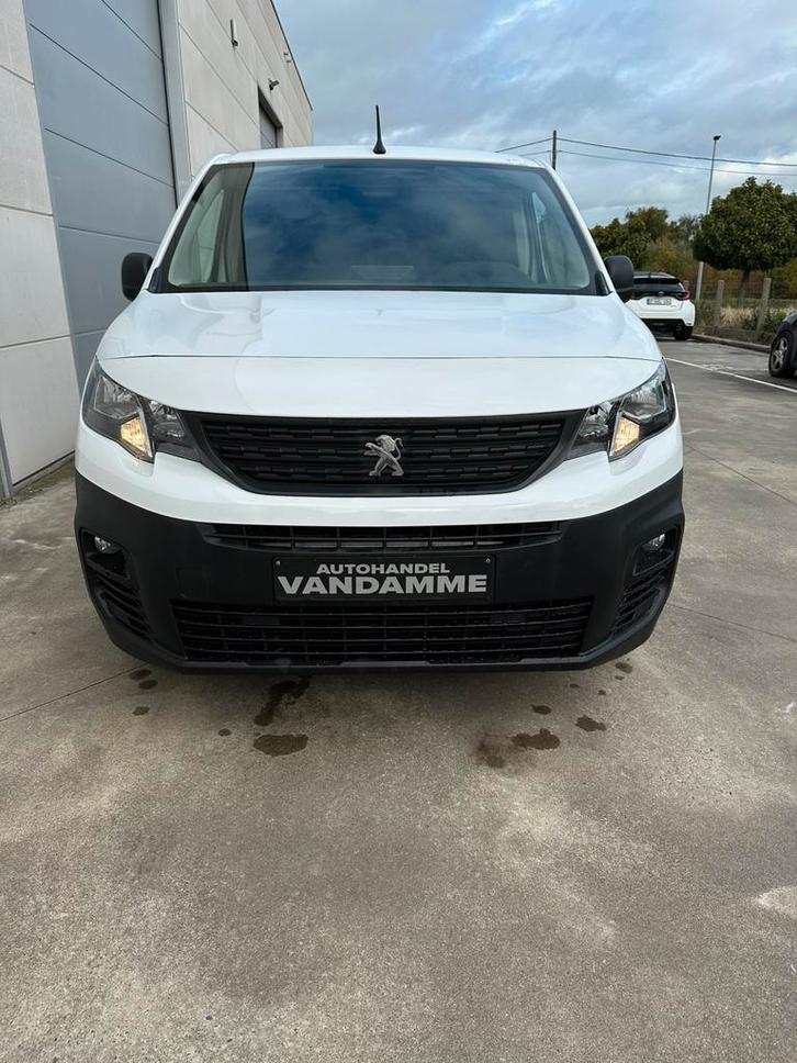 Peugeot Partner 1,5hdi /euronorm6b / 3zit /Apple Carplay, Auto's, Bestelwagens en Lichte vracht, Bedrijf, Te koop, Apple Carplay