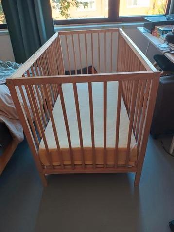 Spijlenbed Ikea incl matras beschikbaar voor biedingen