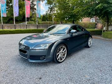 Audi TT 2.0tfsi S-line 200pk Airco Navi Spoiler beschikbaar voor biedingen